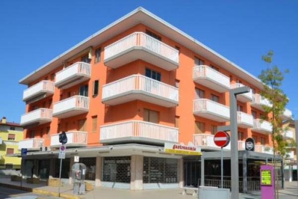 Madrid apartmanház - Bibione Spiaggia