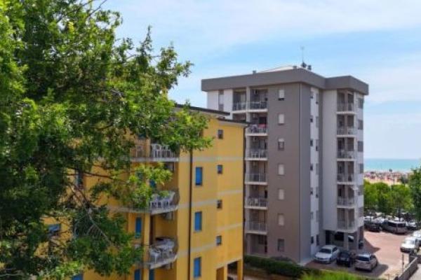 Lyons apartmanházak - Bibione Spiaggia
