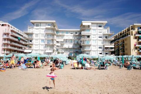 Helvetia apartmanház - Lido di Jesolo nyugat