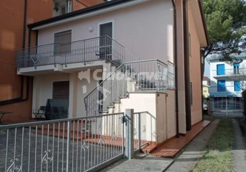 Bafile casa - Lido di Jesolo nyugat - az udvar felől