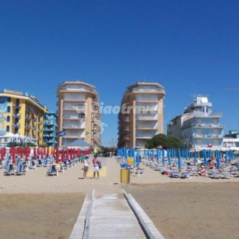Centro apartmanház - Lido di Jesolo nyugat