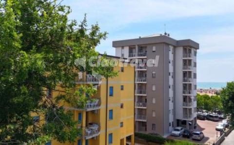 Lyons apartmanházak - Bibione Spiaggia
