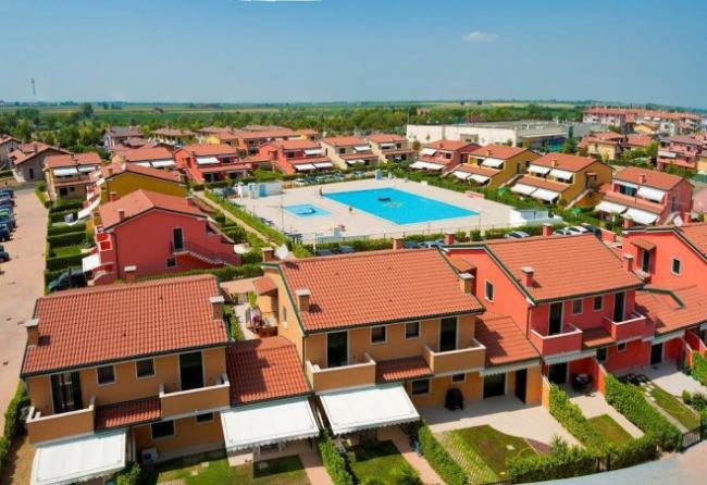 Fiori villaggio - Caorle kelet