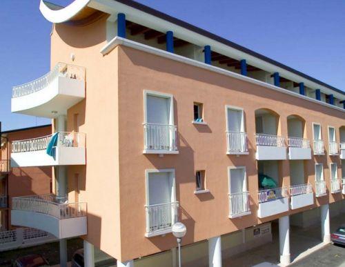 Sara apartmanház - Bibione Spiaggia